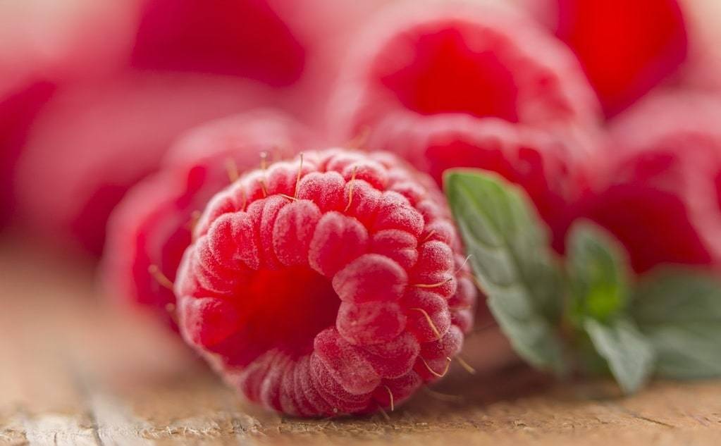 Smoothie aux fruits rouges et graines de chia 